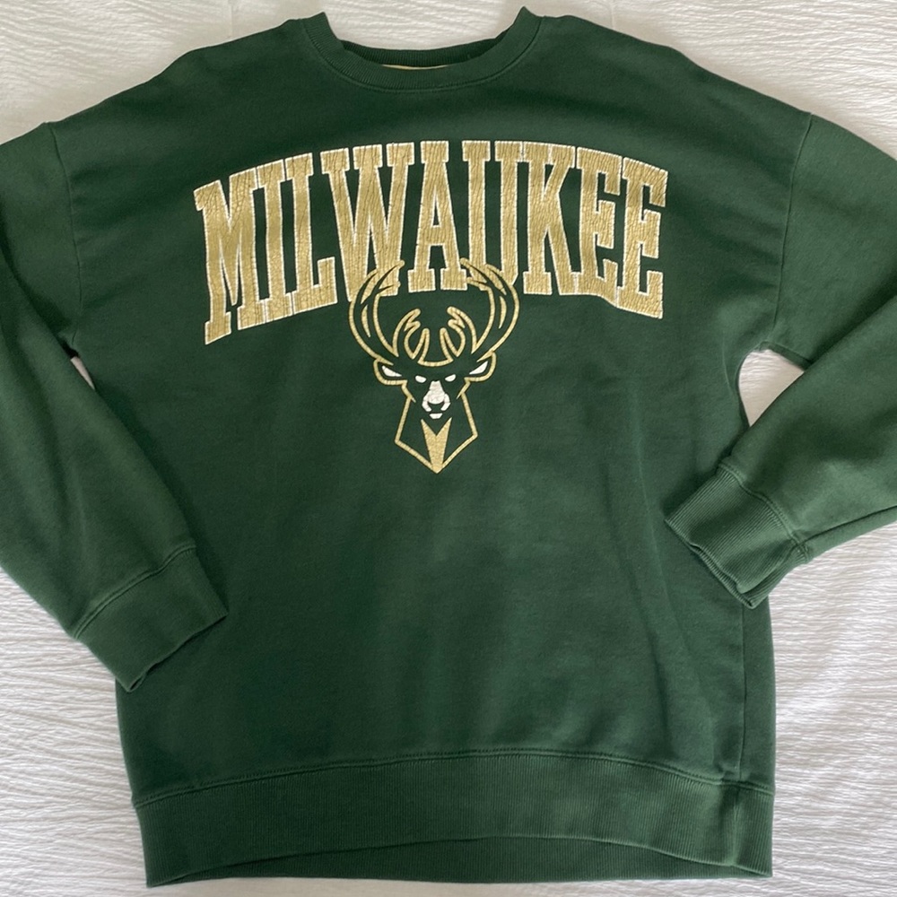 Women’s Milwaukee Crew Neck